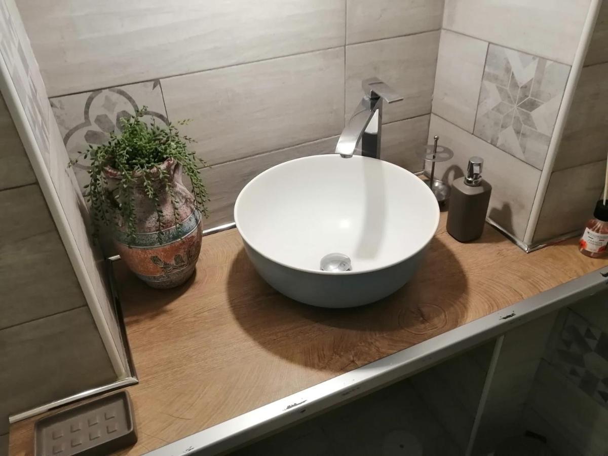 E' Zarellare 2.0 Apartment Napoli Ngoại thất bức ảnh
